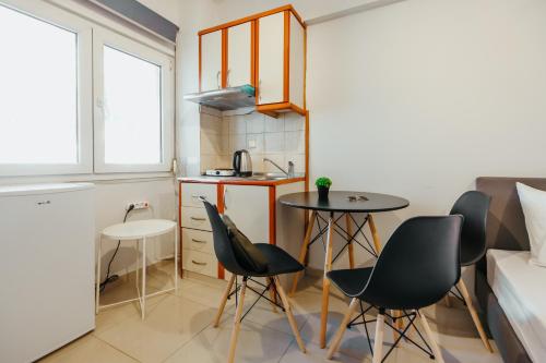 Stylish Central Retreat
