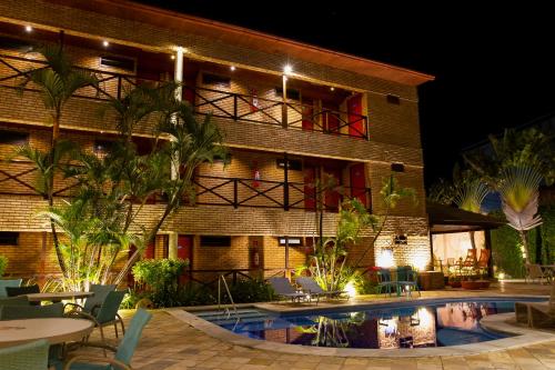 Bazén v ubytování Hotel Areias Belas nebo v jeho okolí