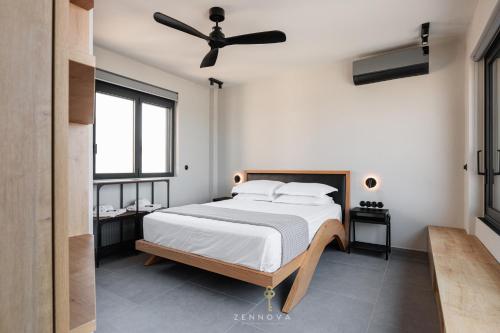 Nero Luxury Flat by Zennova