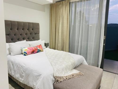 Katil atau katil-katil dalam bilik di Simply Convenient Stays - Bedfordview