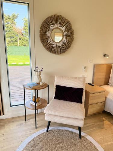 Cozy studio with air conditioning & pool & parking