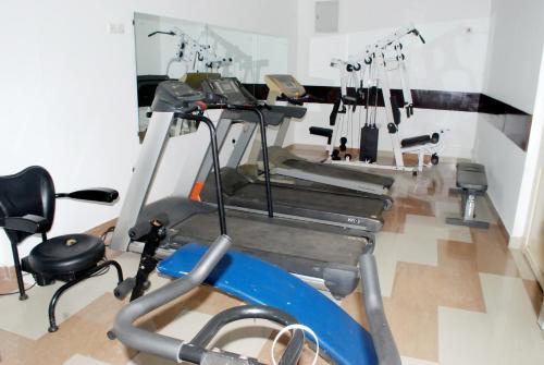 Gimnasio o instalaciones de fitness de De Rembrandt Hotels and Suites