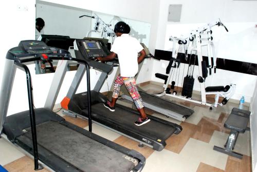 Gimnasio o instalaciones de fitness de De Rembrandt Hotels and Suites