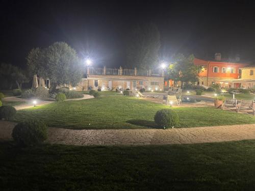 a house at night with lights in the yard at Agriturismo Tenuta Filippi in Narni