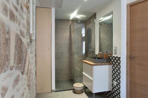 Bathroom sa Truchet Penthouse