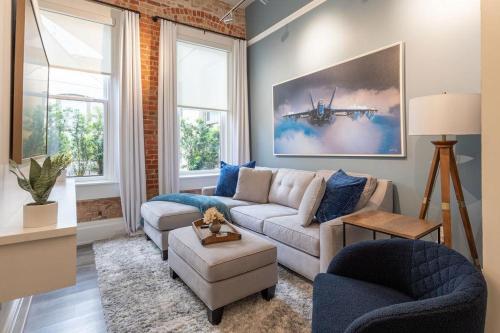 Foto dalla galleria di Deja Blue a Baptist Hospital Heliport