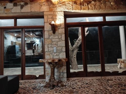 Φωτογραφία από το άλμπουμ του Villa Phoebus στον Άγιο Ματθαίο
