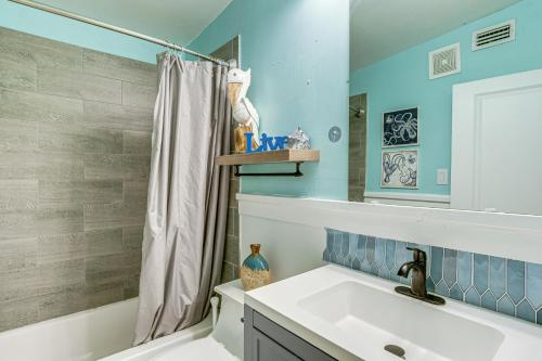 Ένα μπάνιο στο Less Than 2 Mi to Punta Gorda Beach Park! Nautical Retreat