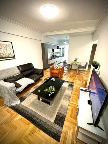 Athens SteMa Jewel