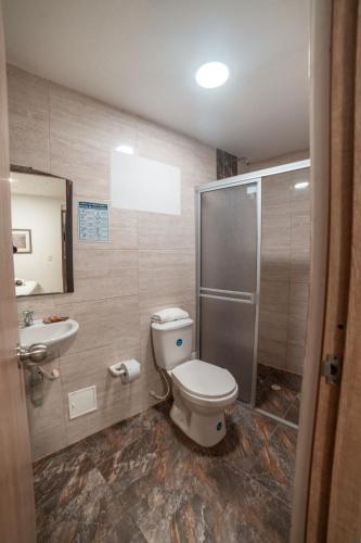 Un baño de ZOJO MARiNA BAY