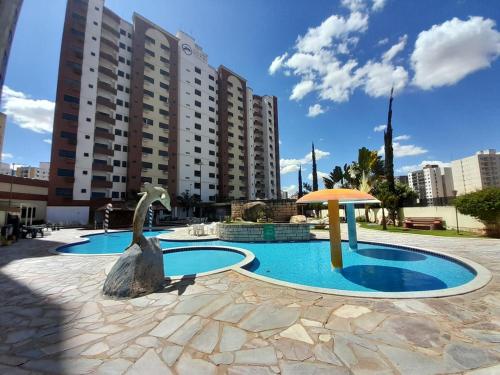 Πισίνα στο ή κοντά στο Golden Dolphin Supreme 1004 com cozinha ao lado do Shopping Singapura