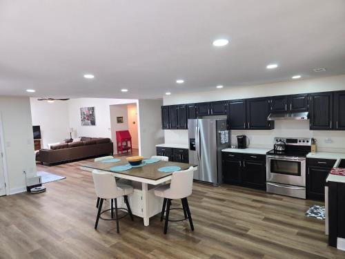 Foto dalla galleria di Spacious & Serene 3 bedrooms a New Bern