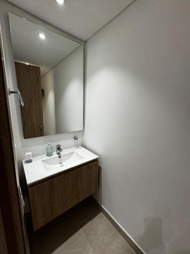 Apartment with a beautiful viewにあるバスルーム
