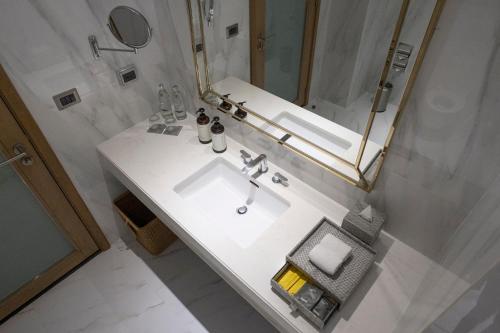 Salle de bains dans l'établissement MUU Bangkok, Petits Hôtels de Luxe du Monde