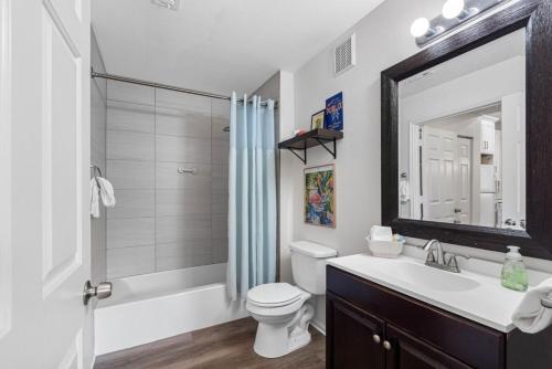 Ένα μπάνιο στο Your Slice of Paradise Near Clearwater Beach