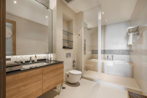 Salle de bains dans l'établissement MUU Bangkok, Petits Hôtels de Luxe du Monde