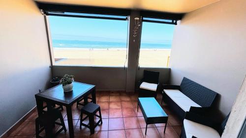 Posezení v ubytování Beachside Bliss in Rosarito