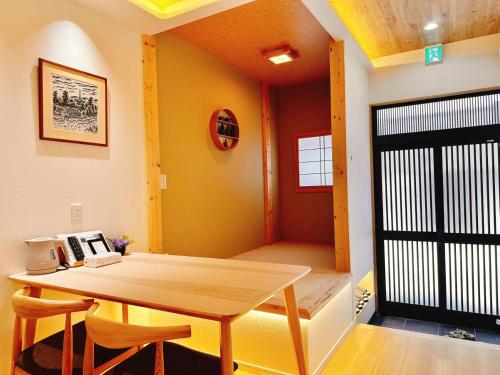 Retreat花火 天下茶屋駅から徒歩4分 現代和風新築 完全貸切 最大8人利用可
