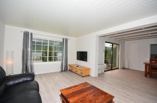 Μια τηλεόραση ή/και κέντρο ψυχαγωγίας στο Villa Haudalan Åndalsnes