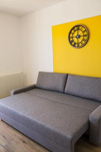 Ruang duduk di Appart'HomeStudio Mâcon - PARKING