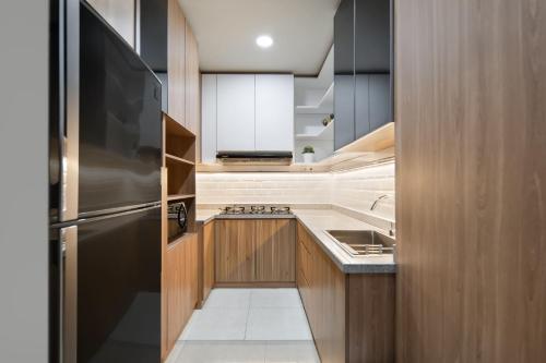 Η κουζίνα ή μικρή κουζίνα στο Cove Merakey