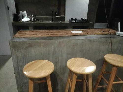 Ο χώρος του lounge ή του μπαρ στο Pura Vida - General Luna