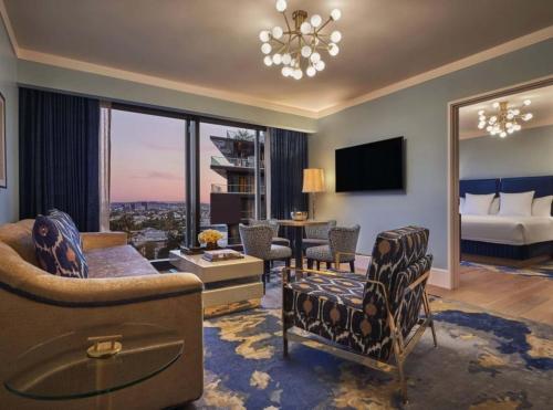 The Sun Rose West Hollywood photo 95
