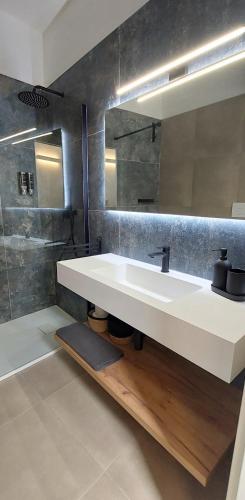 Solaria Suites photo 27