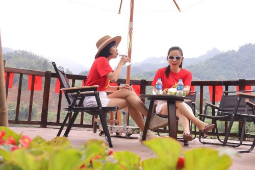 Tetamu yang menginap di Mit Retreat