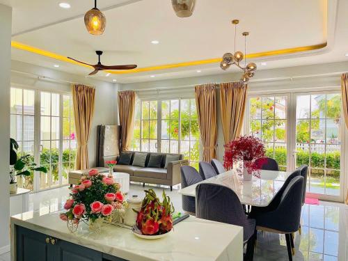 Χώρος καθιστικού στο 86 Travel - Novaworld Phan Thiết