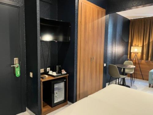 Hostal Iznájar Barcelona