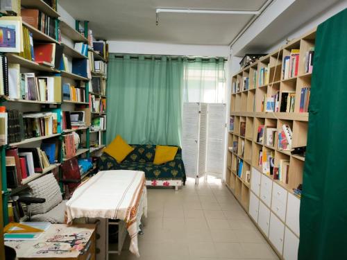 Book station