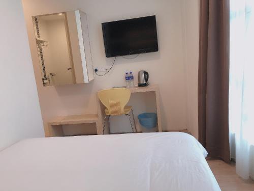 TV a/nebo společenská místnost v ubytování Tras Mutiara Hotel Bentong