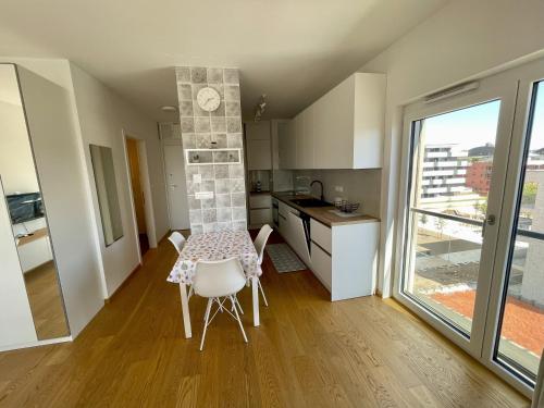 Dapur atau dapur kecil di Apartment LEON