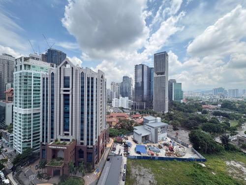 Nespecifikovaný výhled na destinaci Kuala Lumpur nebo výhled na město při pohledu z apartmánu