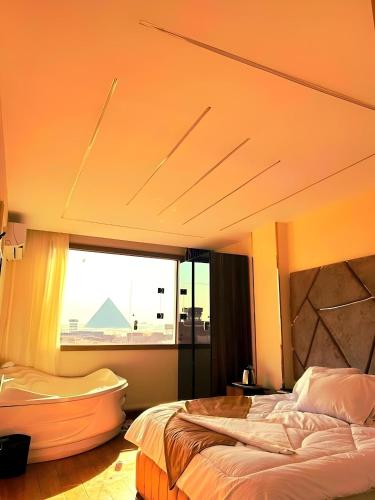 Gallery image of Golden Pyramids Temple View Inn in Cairo