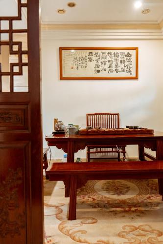 Gambar di galeri bagi Golden Peach Riverside Manor di Guilin
