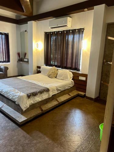 Cama o camas de una habitación en The Nest - A Home Away From Home