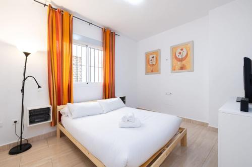 Cosy flat terrace 2 bed 2 bath downtown