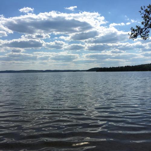 a view of a large body of water at Tranås Vandrarhem in Tranås