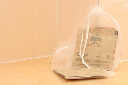 a plastic bag sitting on top of a table at Relax Guazza - Piscina a Comune - Parcheggio in Pieve a Maiano