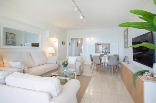 Seaside Paradise - Walk-In, 5 Meters to the Ocean