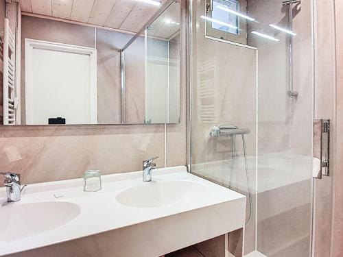 Apartment Le Pramecou - Val Claret-3 by Interhome