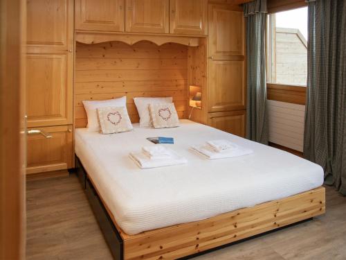 Apartment Résidence Le Bristol 14 by Interhome
