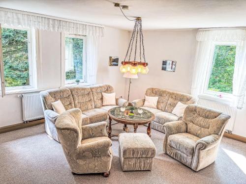 Et opholdsområde på Apartment Altes Forsthaus Sösetal by Interhome