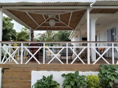 Maison confortable à Saint Paul avec jardin clos