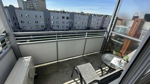 Un balcon sau o terasă la Piła- balkon-3 osoby-2 łóżka-przytulny apartament