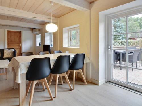Posezení v ubytování Holiday Home Naili - 3-1km from the sea by Interhome