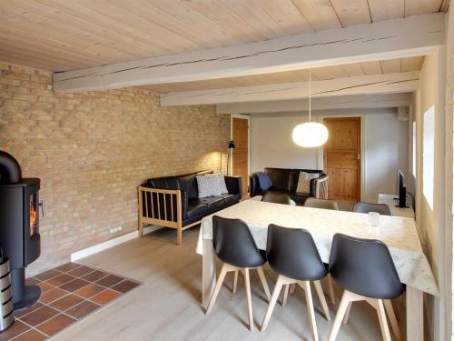 Posezení v ubytování Holiday Home Naili - 3-1km from the sea by Interhome