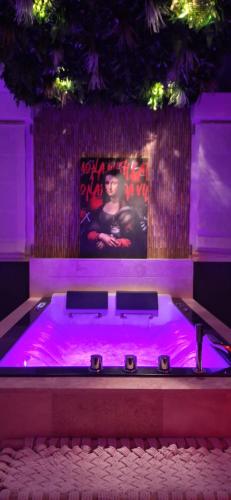 Φωτογραφία από το άλμπουμ του Da Lisa wellness spa proche centre ville σε Ρενς